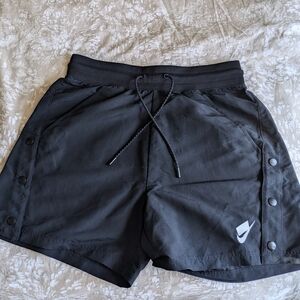 Side snap Nike shorts